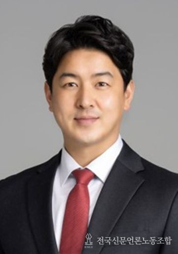 강원도의회 문관현 위원장