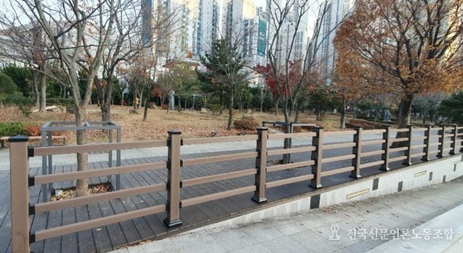 부산진구, 커피박 재활용한 친환경 데크 설치