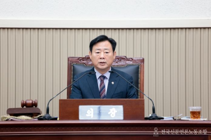 구리시의회 신동화 의장 GTX-B 정차 및 대광법 개정 촉구 결의안 채택