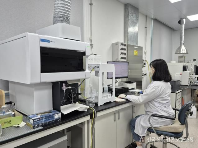 청주시, 축산농가 대상 가축분뇨 무료 분석 지원