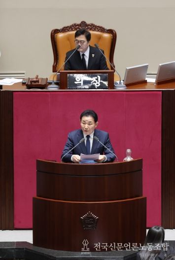 박용갑 의원 본회의장